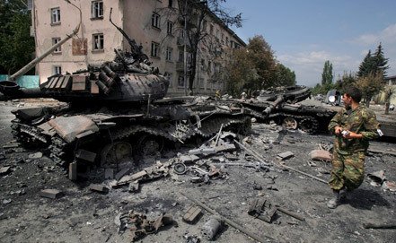 Президент Южной Осетии не исключает военной провокации со стороны Грузии