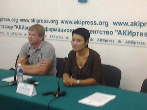 Правозащитница Р.Карасартова: В ГРС деньги текут рекой, а брать на себя ответственность они не хотят