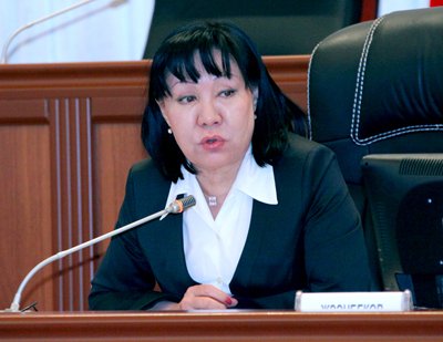 «ГКНБ Кыргызстана должен разобраться, кто будоражит народ в Нарынской области», - заявила сегодня вице-спикер Жогорку Кенеша Асия Сасыкбаева.