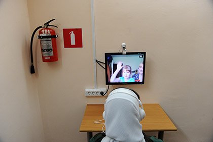 В Казахстане заключенным разрешат общаться по скайпу
