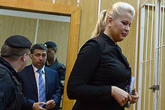 Дело в отношении фигурантки дела "Оборонсервиса" Евгении Васильевой может дойти до суда не раньше весны 2014 года