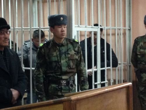 Обвиняемым в вымогательстве 3 млн у «Кумтора» и организации беспорядков суд назначил по 7 лет лишения свободы