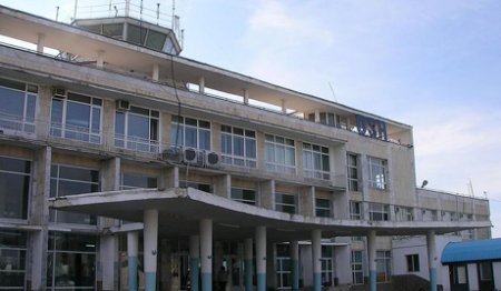 Заложником, которого неизвестные увезли из аэропорта Оша, оказался глава туристической фирмы «Асман тур»