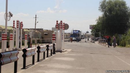 В кыргызском анклаве Барак, на территории Узбекистана, в школе обучается всего 13 детей