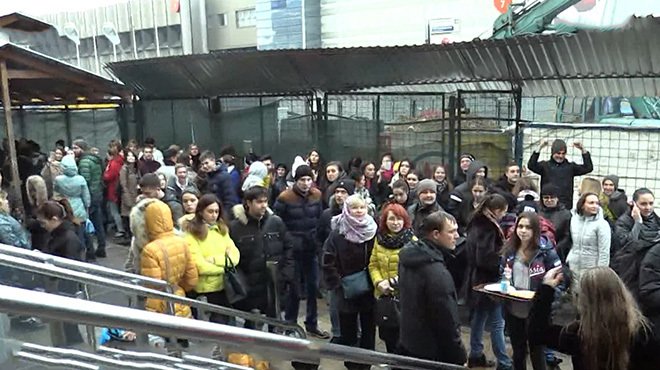 Сразу несколько крупных ТЦ в Москве эвакуируют из-за угрозы взрыва