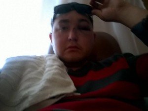 Секретаря судебных заседаний Военного суда избили управляющие нескольких крупных банков страны