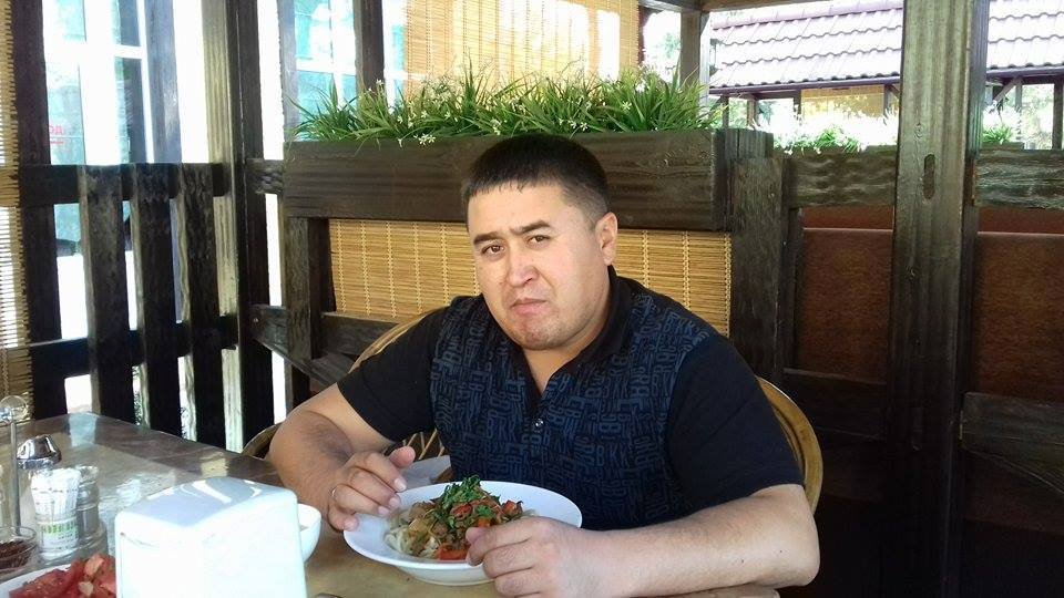 Телохранители депутата Жогорку Кенеша избили журналиста