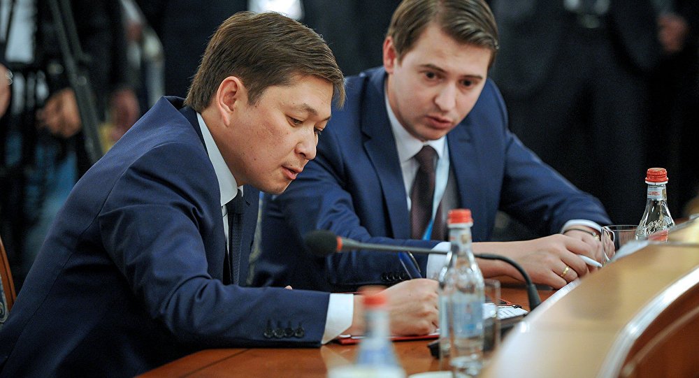 Сапар Исаков объявил выговоры Новикову, Кулматову и еще двум чиновникам