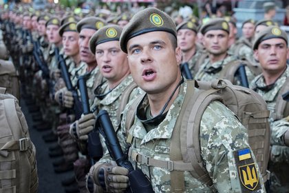 Бойцы украинской армии отказались здороваться словами «Слава Украине»