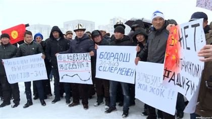 Кто раскачивает ситуацию в Кыргызстане?